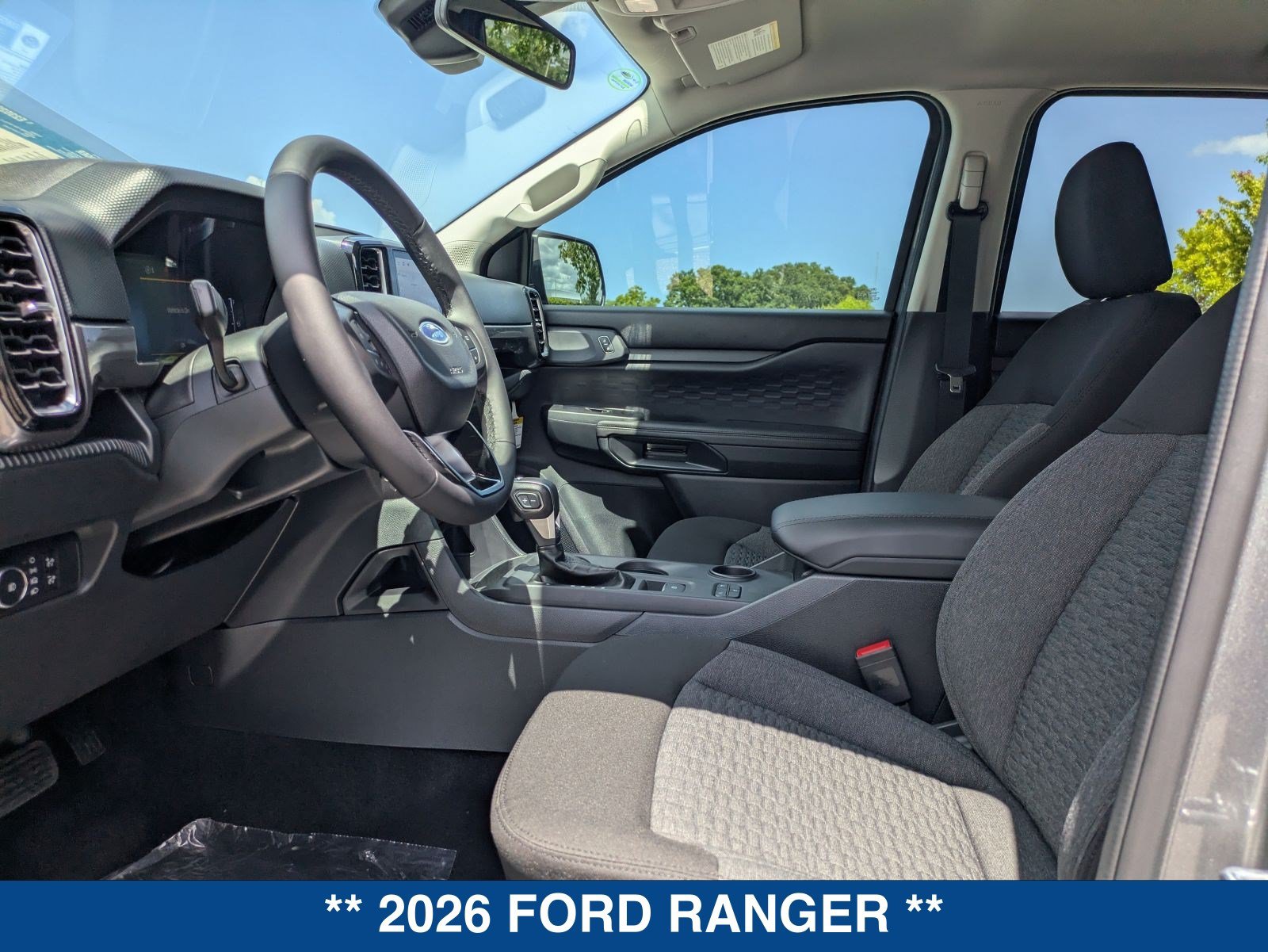 New 2026 Ford Ranger XLT w/ Black Appearance Package RWD image 27