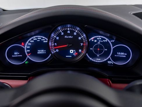 Certified 2019 Porsche Cayenne Turbo AWD/4WD image 26