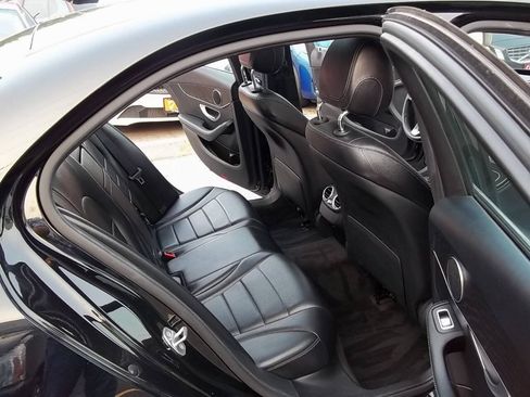Used 2017 Mercedes-Benz C 300 4MATIC Sedan image 11