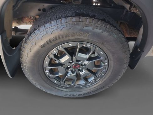 Used 2023 Nissan Frontier PRO-4X w/ Pro-4X Premium Package AWD/4WD image 36