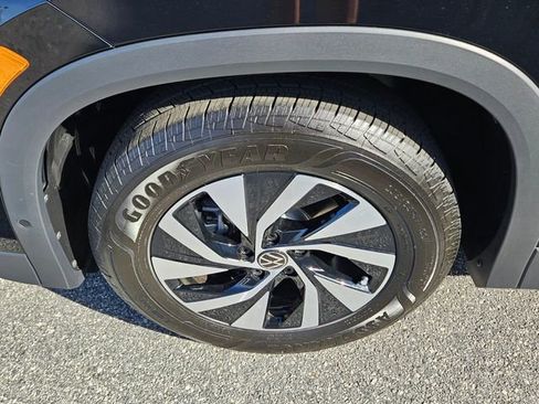 New 2026 Volkswagen Tiguan S FWD image 16