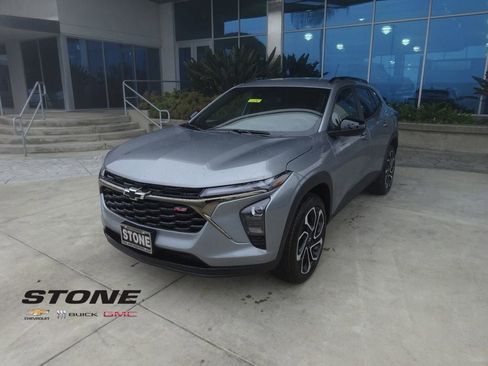 New 2026 Chevrolet Trax RS w/ Driver Confidence Package image 3