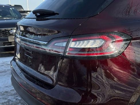 Certified 2023 Lincoln Nautilus Reserve w/ Luxury Package image 7