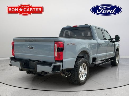 Used 2024 Ford F250 4x4 Crew Cab Super Duty image 6