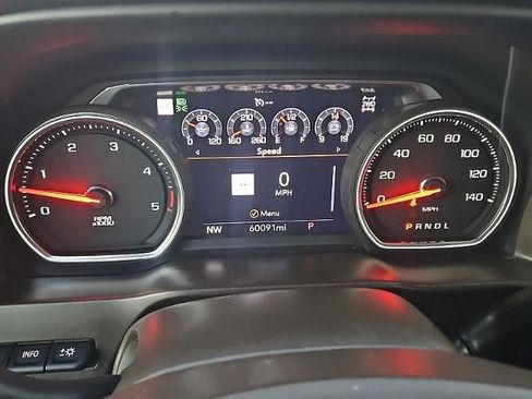 Used 2020 Chevrolet Silverado 2500 LTZ w/ LTZ Premium Package image 29