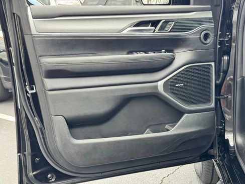 Used 2023 Jeep Wagoneer Series II image 28