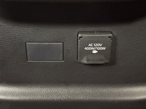Used 2023 Toyota Tundra SR5 w/ SR5 Premium Package RWD image 36