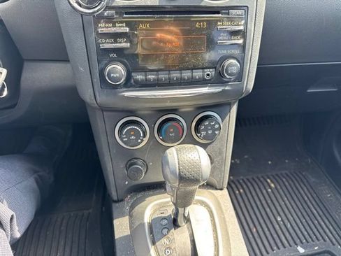 Used 2015 Nissan Rogue S w/ Convenience Package AWD/4WD image 13