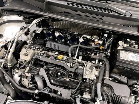 Certified 2023 Toyota Corolla LE image 34