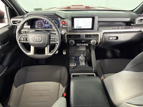 Used 2025 Toyota Tacoma TRD Sport image 13