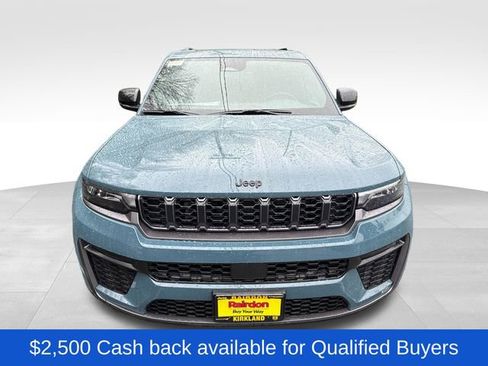 New 2026 Jeep Grand Cherokee Limited w/ Limited Altitude Package AWD/4WD image 2