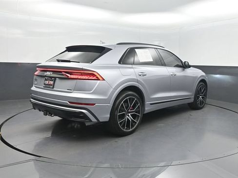 Used 2021 Audi Q8 Premium Plus AWD/4WD image 27