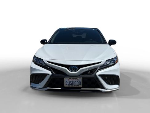 Used 2024 Toyota Camry XSE FWD image 8