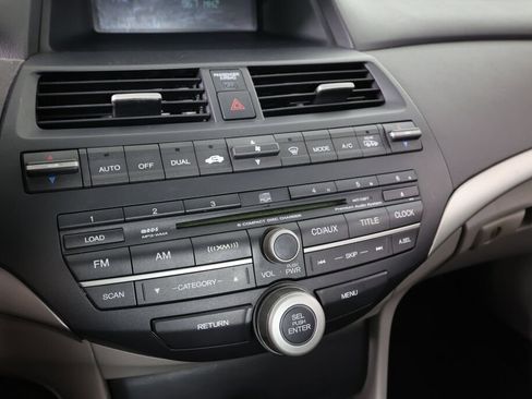 Used 2009 Honda Accord EX-L image 35