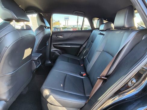 Used 2023 Toyota Venza Limited image 30