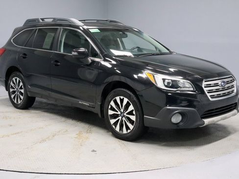 Used 2015 Subaru Outback 2.5i Limited image 1