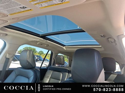 Certified 2022 Lincoln Aviator AWD w/ Premium Package image 15