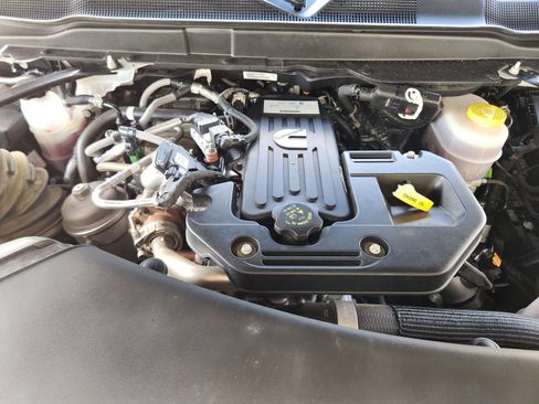 Used 2025 RAM 2500 Tradesman AWD/4WD image 35