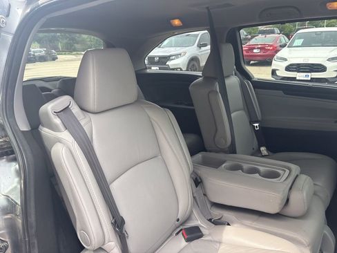 Used 2018 Honda Odyssey EX-L image 32