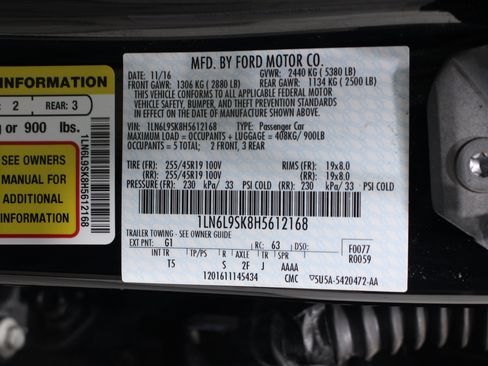 Used 2017 Lincoln Continental Select FWD image 40
