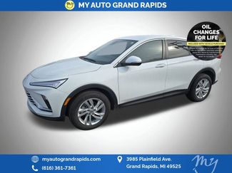 Used 2024 Buick Envista Preferred w/ Convenience II Package video 3