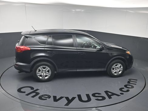 Used 2013 Toyota RAV4 LE AWD/4WD image 33