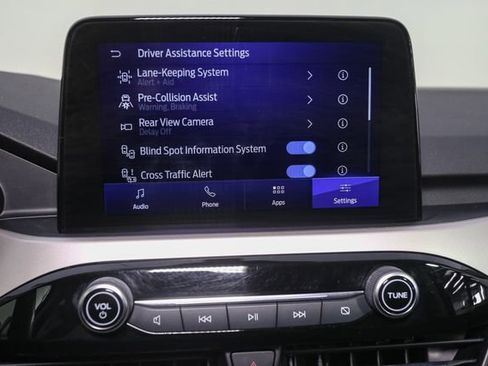 Used 2022 Ford Escape SE w/ Cold Weather Package FWD image 20