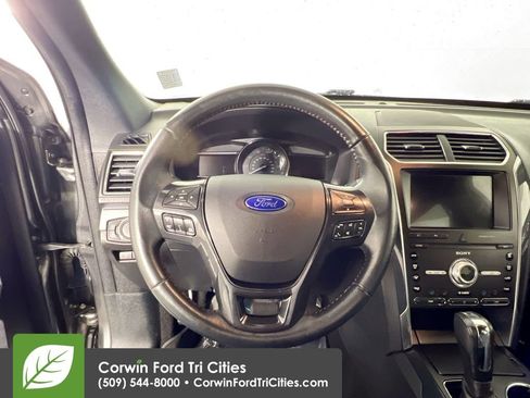 Used 2019 Ford Explorer Sport AWD/4WD image 8