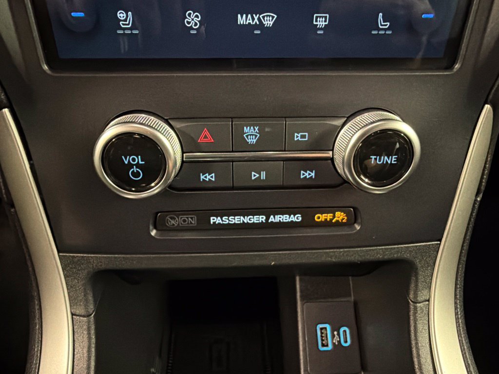 Used 2024 Ford Edge SEL w/ Convenience Package AWD/4WD image 14