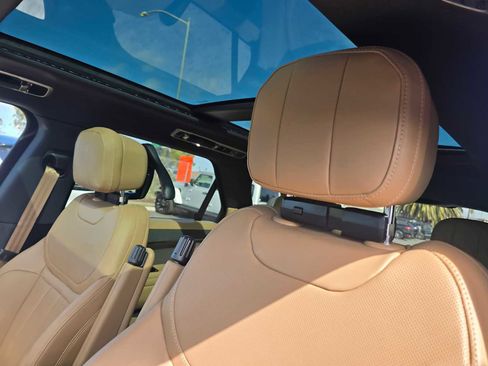 New 2026 Land Rover Range Rover Sport SE image 25