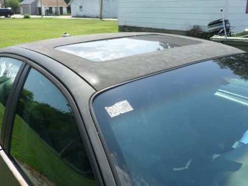 Used 2003 Pontiac Bonneville SSEi image 3