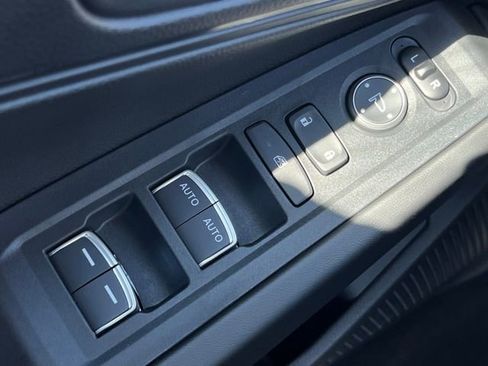 New 2025 Honda Accord LX image 18
