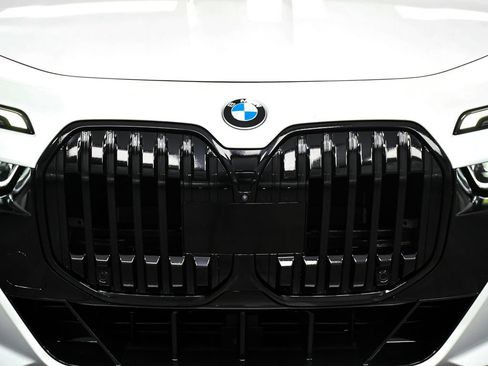 Used 2023 BMW 760i xDrive AWD/4WD image 88