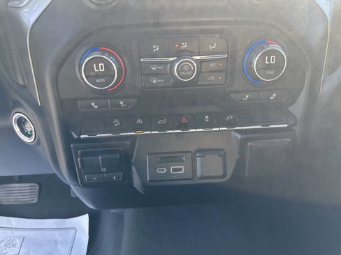 Used 2019 Chevrolet Silverado 1500 LT w/ Texas Edition image 22