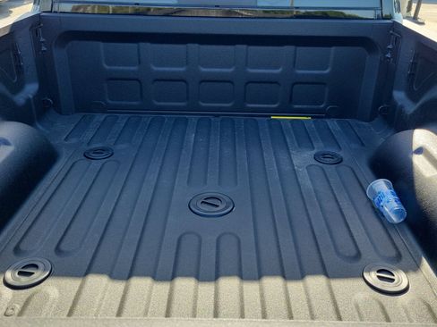 New 2026 RAM 2500 Big Horn AWD/4WD image 16