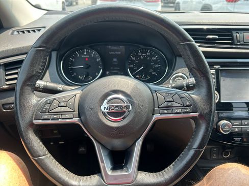 Used 2018 Nissan Rogue Sport SL AWD/4WD image 15