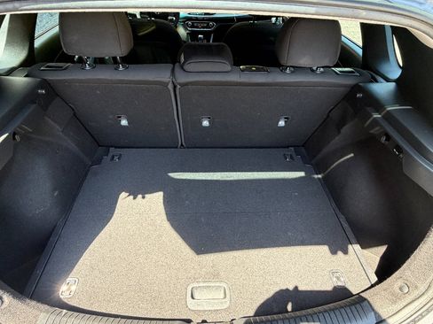 Used 2018 Hyundai Elantra GT FWD image 25
