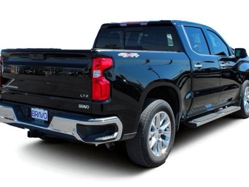 Used 2021 Chevrolet Silverado 1500 LTZ image 5