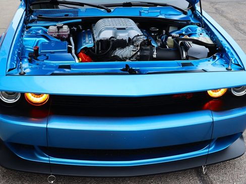 Used 2018 Dodge Challenger SRT Hellcat RWD image 56