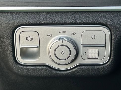 Used 2024 Mercedes-Benz GLE 450 4MATIC image 22