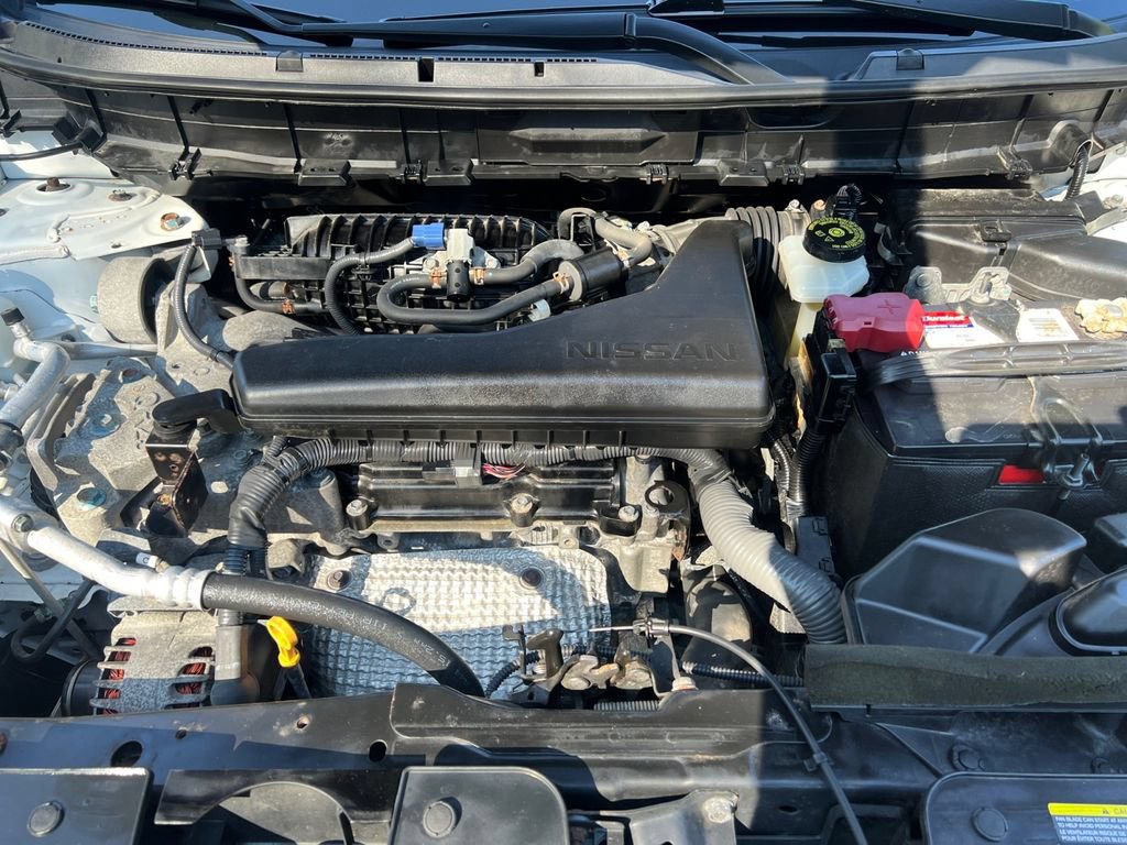 Used 2018 Nissan Rogue SV AWD/4WD image 20