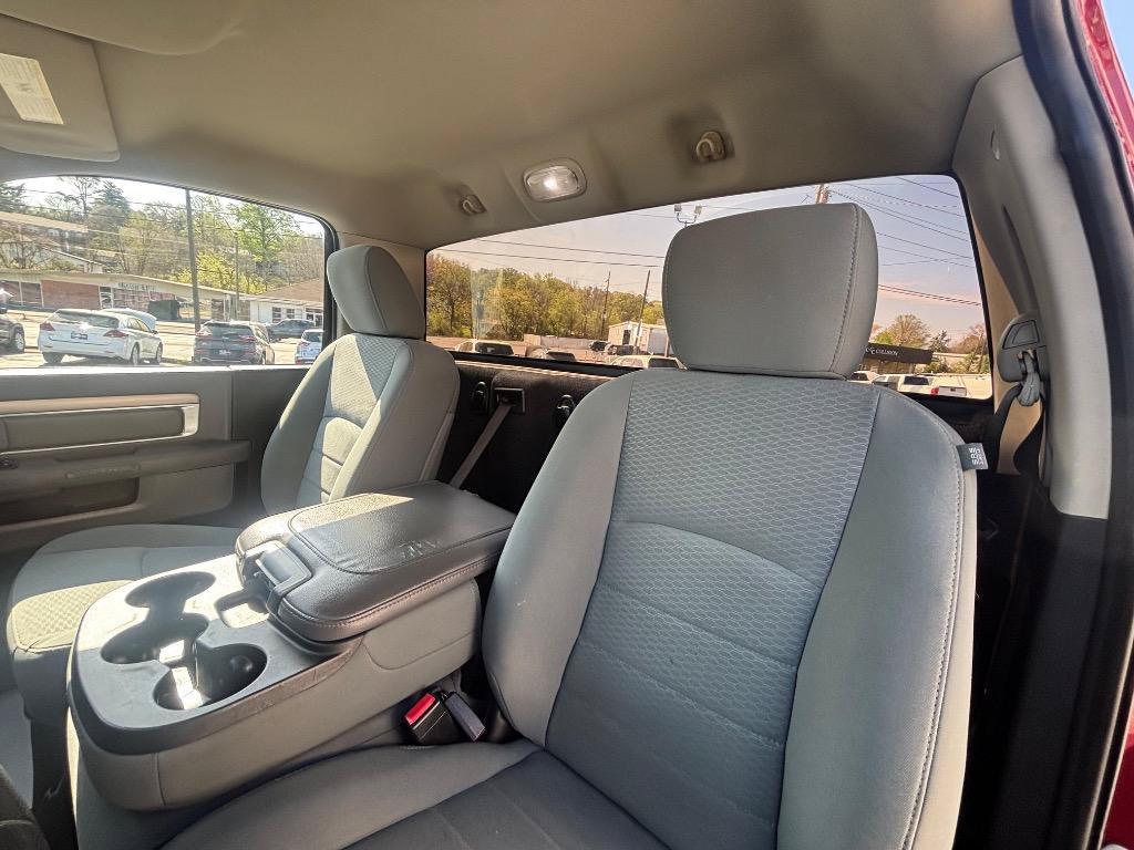 Used 2013 RAM 1500 Express RWD image 20