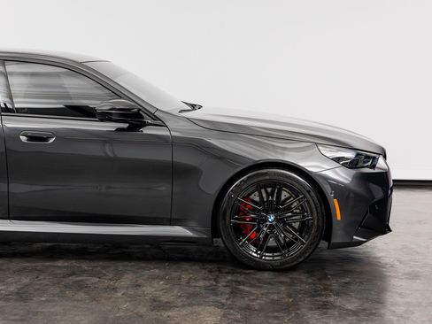 Used 2026 BMW M5 w/ Executive Package AWD/4WD image 21