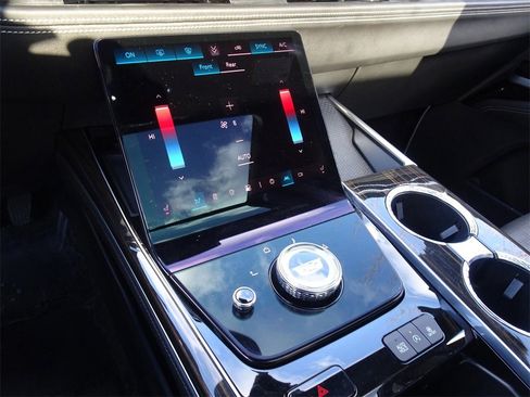 Certified 2025 Cadillac Escalade Premium Luxury w/ LPO, Floor Liner Package image 17