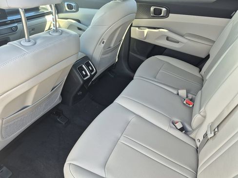 New 2026 Kia Sorento S AWD/4WD image 12