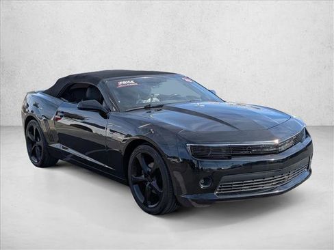 Used 2015 Chevrolet Camaro LT w/ RS Package image 4