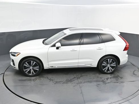 Certified 2023 Volvo XC60 B5 Plus w/ Protection Package Premier image 24