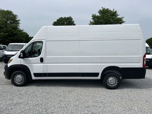 New 2024 RAM ProMaster 3500 w/ Convenience Group image 2