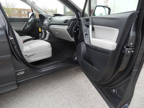 Used 2015 Subaru Forester 2.5i Premium w/ All-Weather Package AWD/4WD image 35