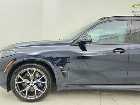 Used 2024 BMW X5 xDrive50e w/ Executive Package AWD/4WD image 9